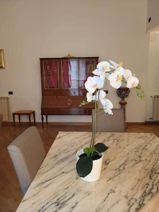 Tra Mare E Castello Apartment ลาสเปเซีย ภายนอก รูปภาพ