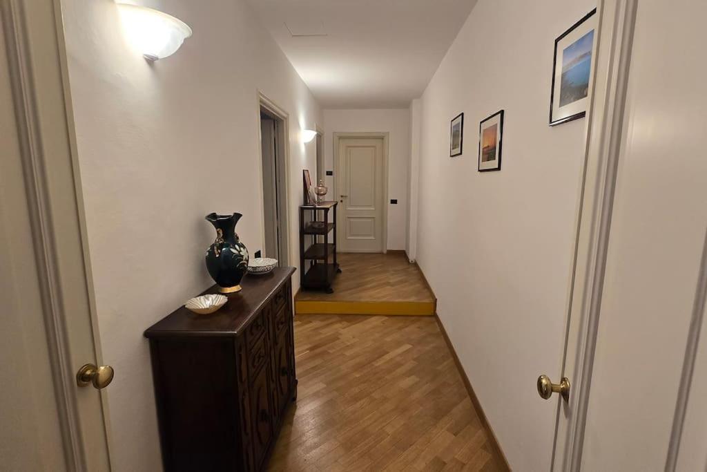 Tra Mare E Castello Apartment ลาสเปเซีย ภายนอก รูปภาพ