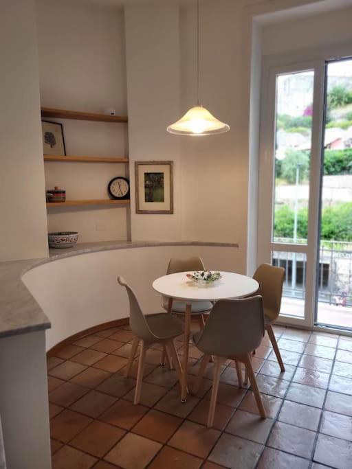 Tra Mare E Castello Apartment ลาสเปเซีย ภายนอก รูปภาพ